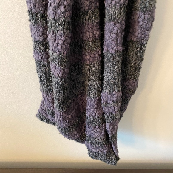 Urban Outfitters Infinity Scarf - Picture 3 of 6